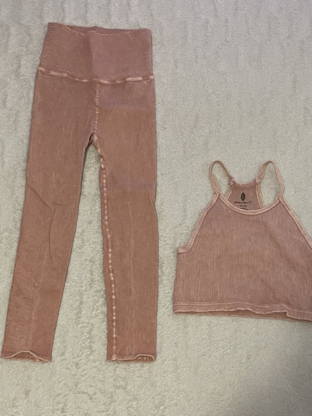 ✨Free People Movement Seamless Ribbed Set - Size S - Picture 2 of 2